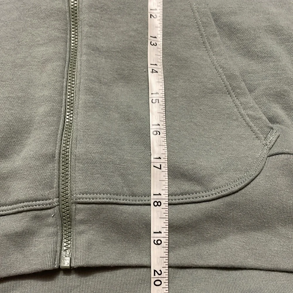 Adidas Kids Green Hoodie( size:L 14) - Picture 8 of 8